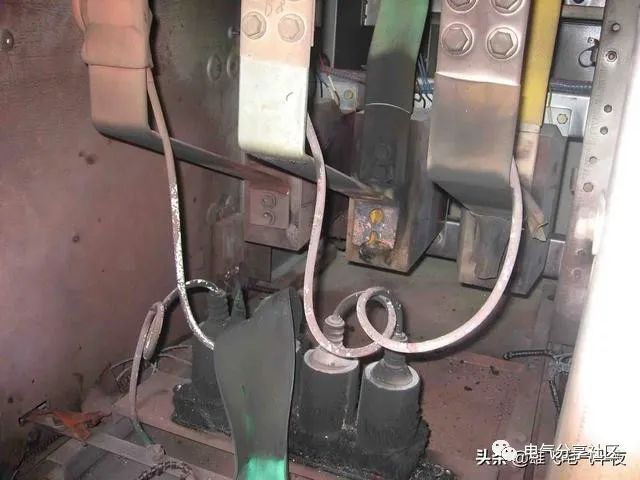 輕微開關柜故障會造成重大損失，請注意高壓電工