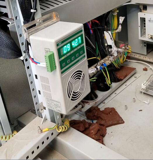 開關柜除濕機的除濕原理是什么？
