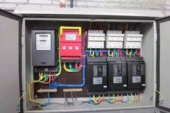 你了解配電箱的內部結構分析嗎？